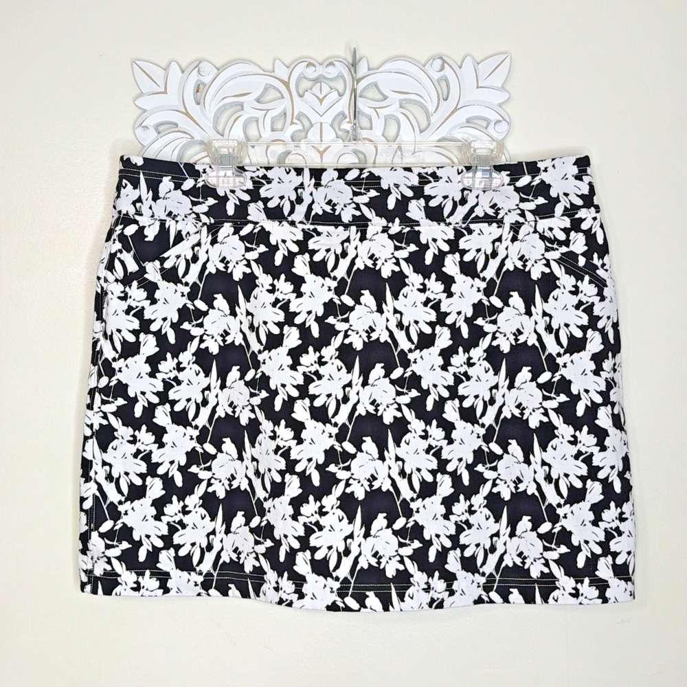 Mario Serrani size XL Skort Shorts Skirt Activewear Golf Pickleball Black White